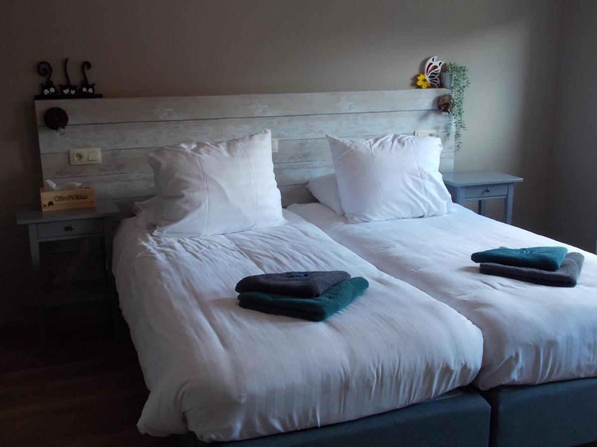 Au Monty Bed & Breakfast Profondeville Exterior foto